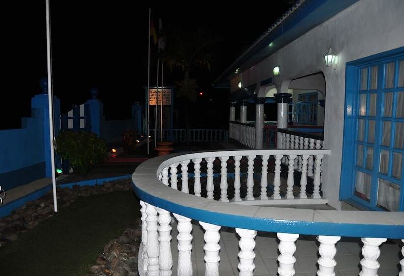 پانسیون Le Chateau Bleu