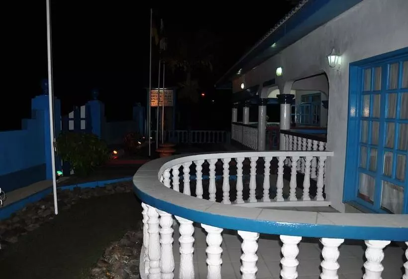 پانسیون Le Chateau Bleu