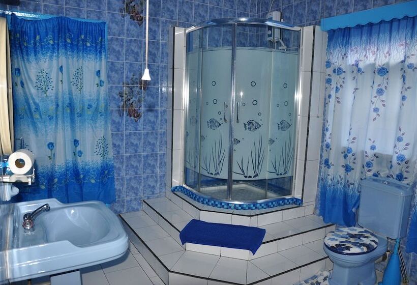 پانسیون Le Chateau Bleu