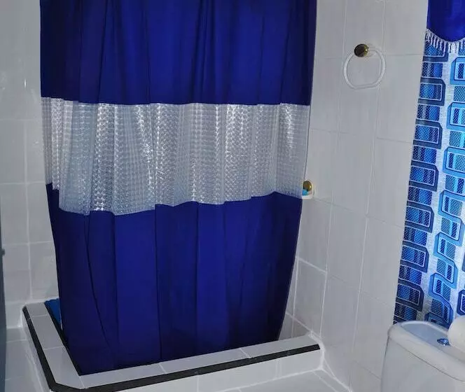 پانسیون Le Chateau Bleu