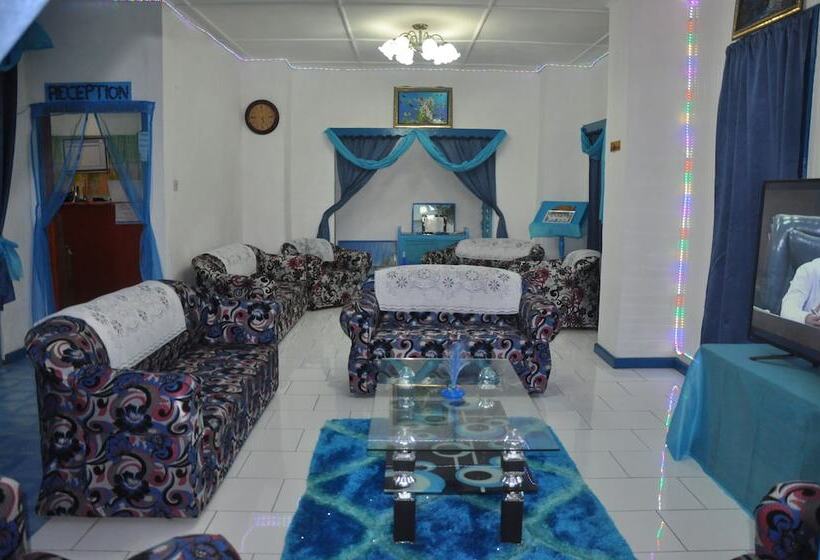 پانسیون Le Chateau Bleu