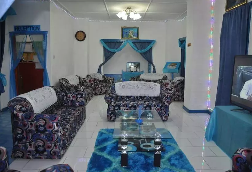 پانسیون Le Chateau Bleu