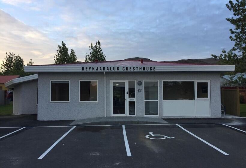 پانسیون Reykjadalur Guesthouse