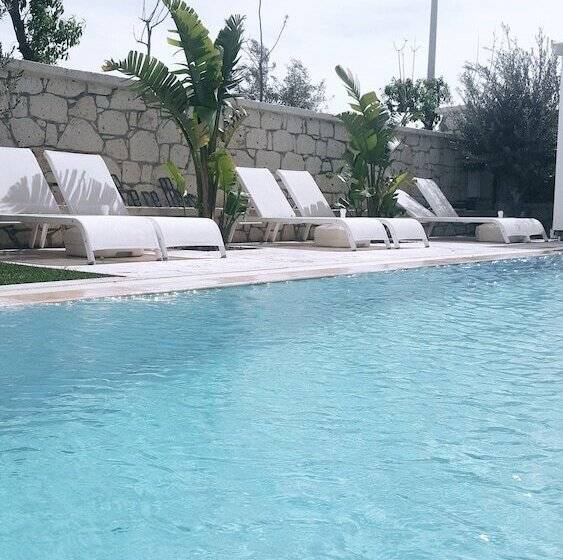 Peremere Alacati Otel