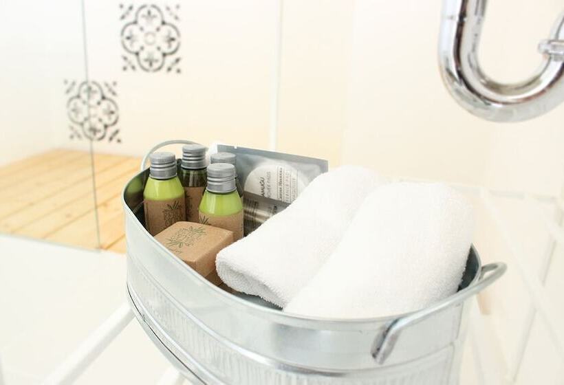 Peremere Alacati Otel