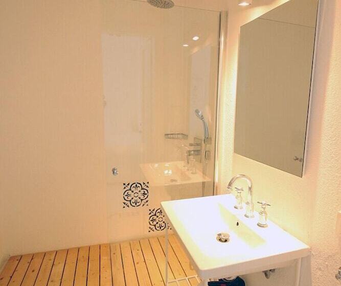 Peremere Alacati Otel