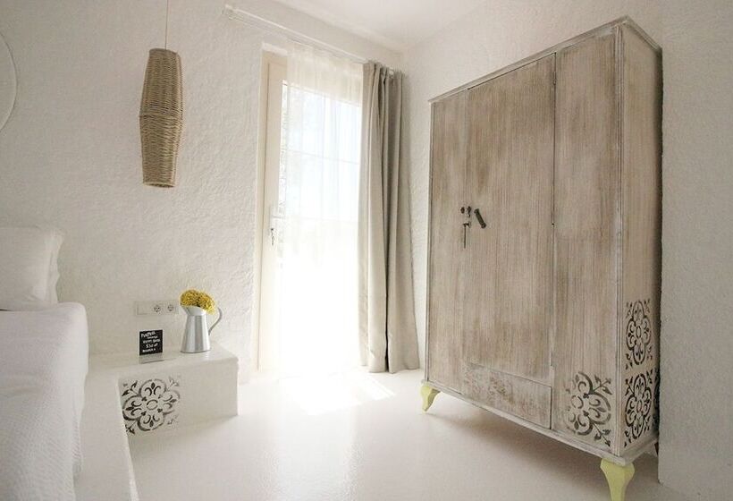 Peremere Alacati Otel