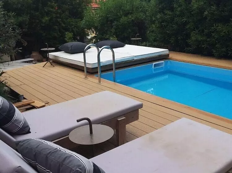Villa Thermi