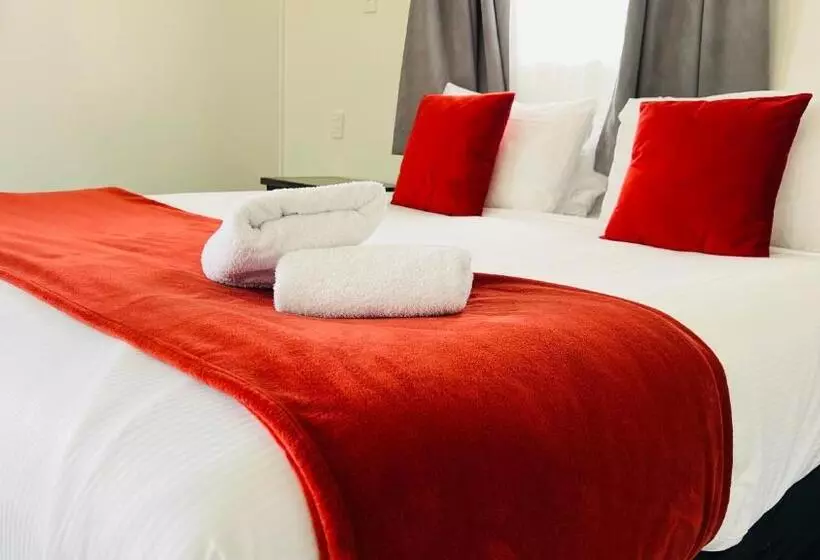 18th Avenue Thermal Motel