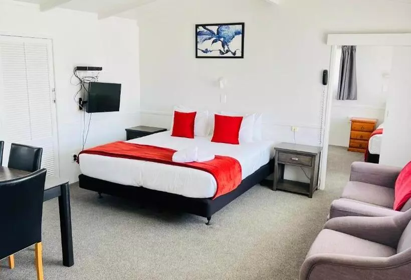 18th Avenue Thermal Motel