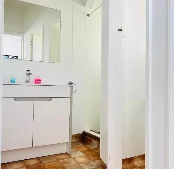 18th Avenue Thermal Motel