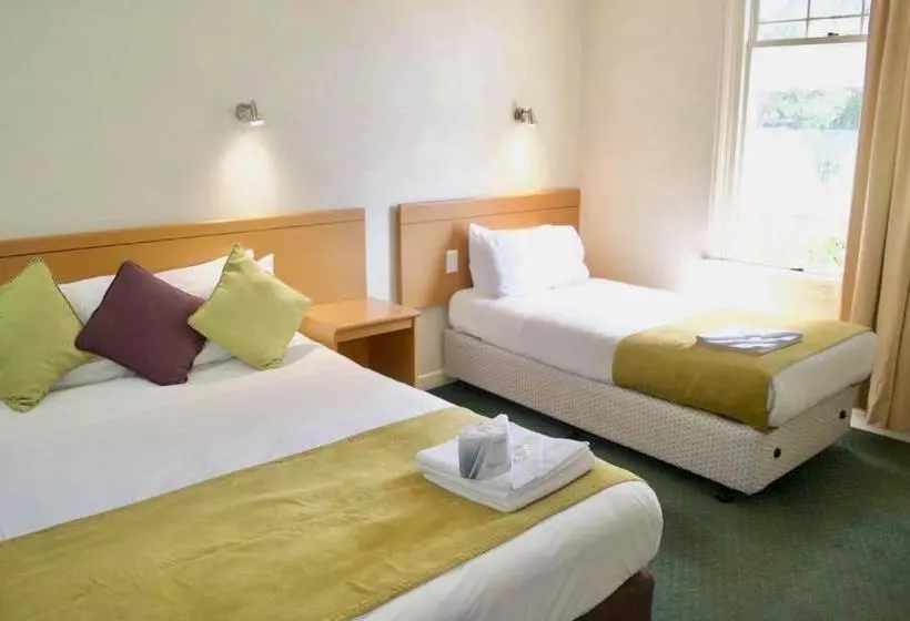 호스텔 The Station Backpackers