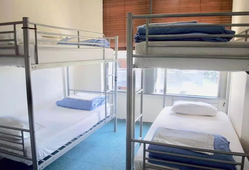 호스텔 The Station Backpackers