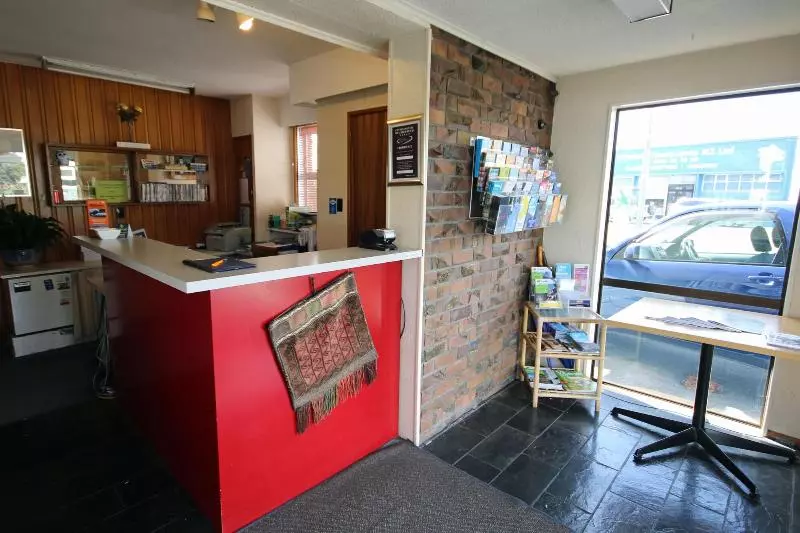 בית מלון כפרי Midway Pacifica Lodge