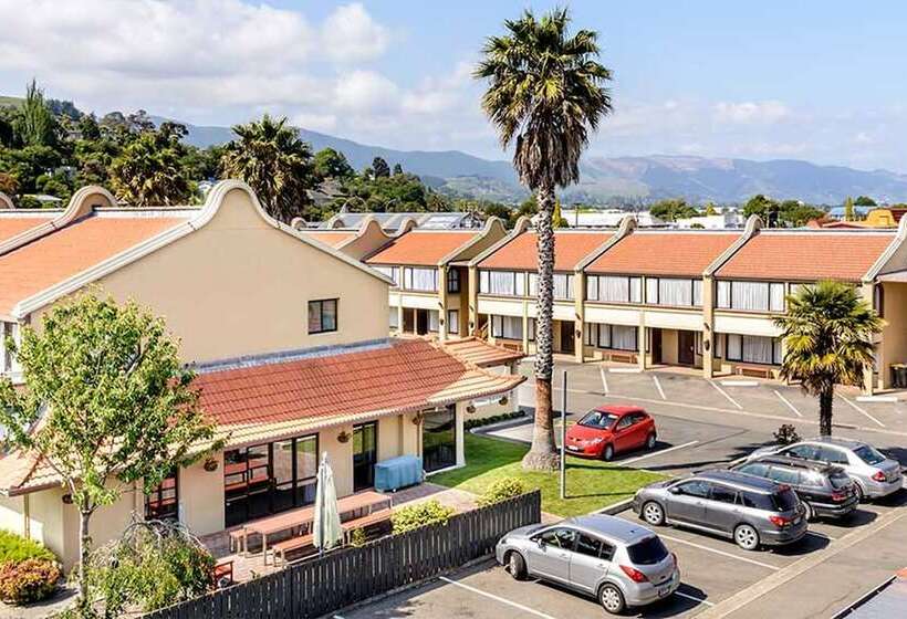 فندق The Beachcomber