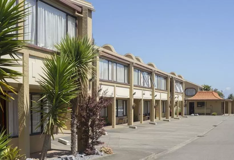 酒店 The Beachcomber