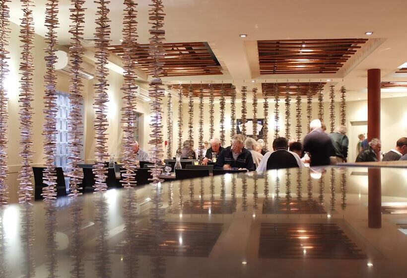 فندق The Beachcomber