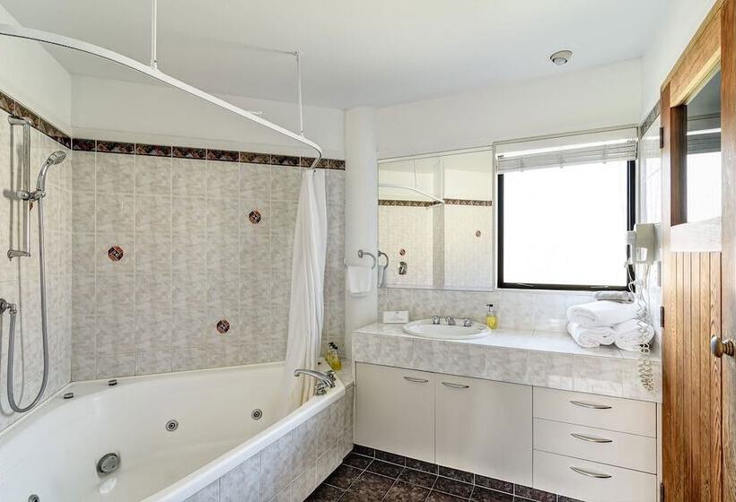 فندق The Beachcomber