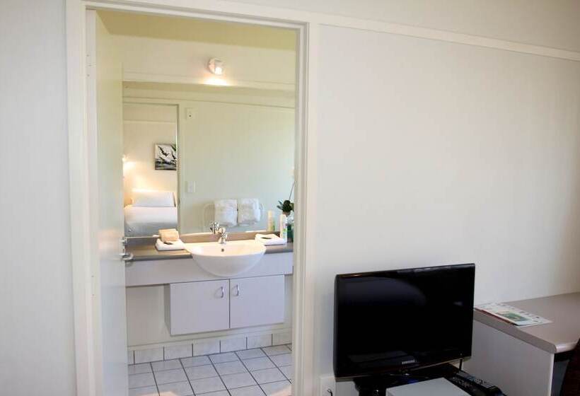 فندق The Beachcomber