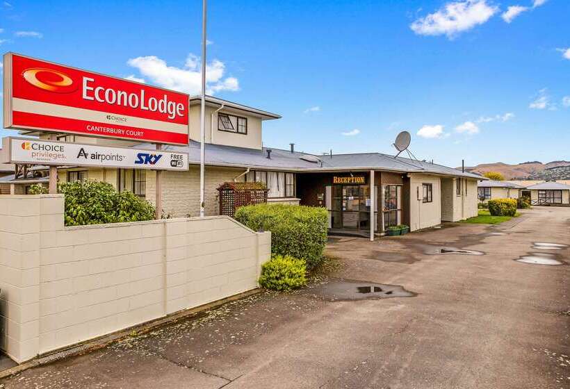 Econo Lodge Canterbury Court Motel
