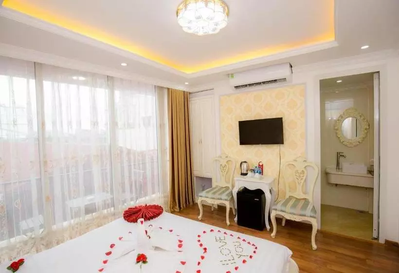 Hanoi Cristina Hotel & Travel