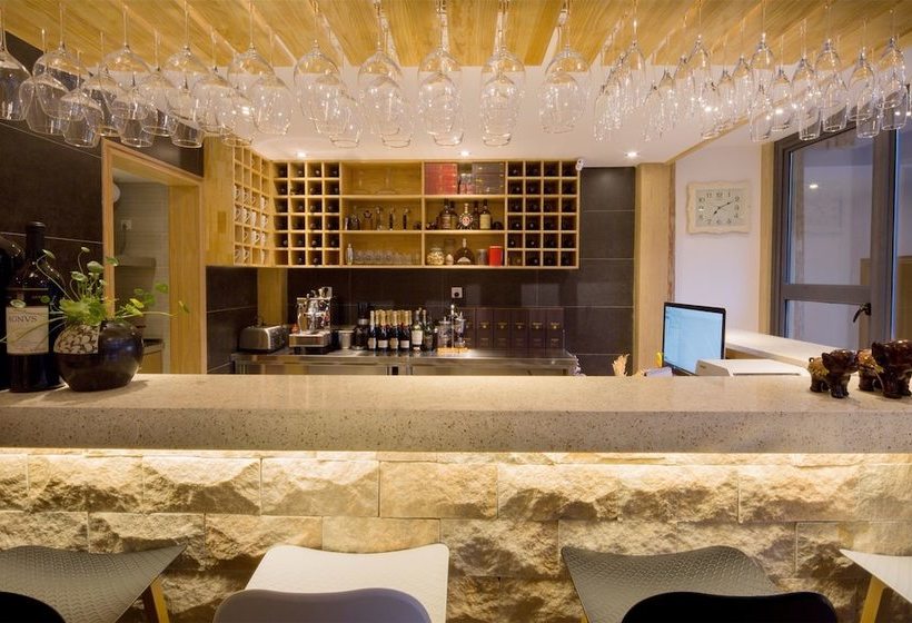 Хостел Sunshine.nali  Home Of Golf Lovers