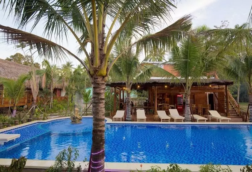 هتل Phu Quoc Greenland