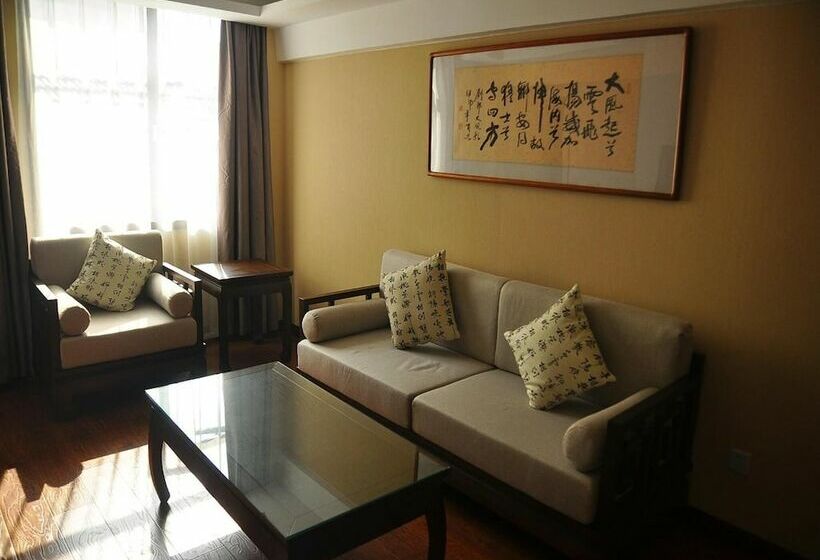 Отель Metropolo Xuzhou Pengcheng Square Golden Shield