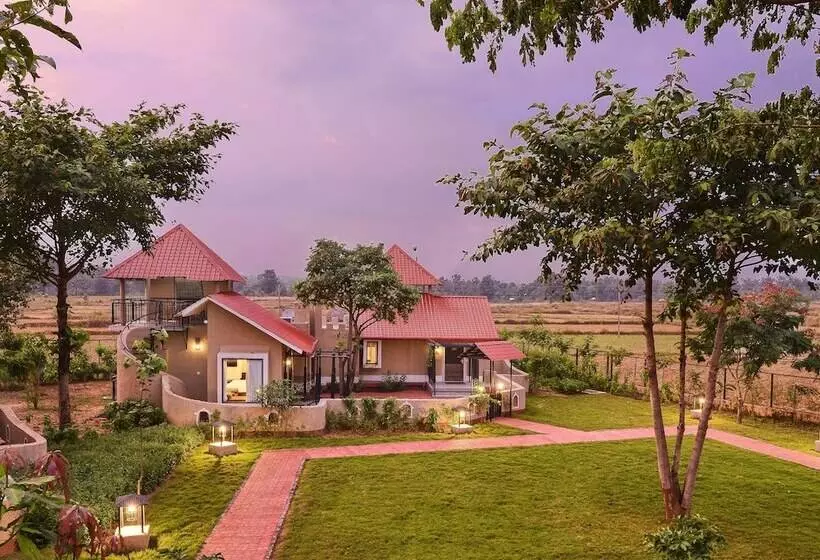 Hotelli Sterling Kanha