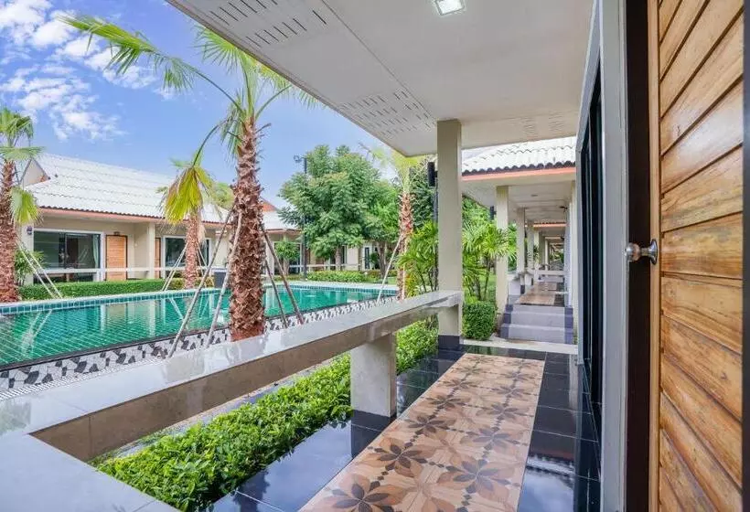 Hotelli Tontan Resort Chaam