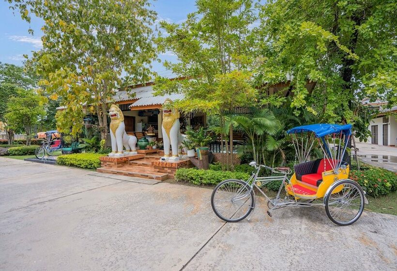 Hotel Tontan Resort Chaam