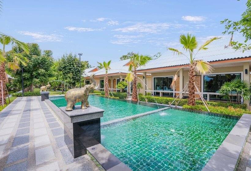 Hotel Tontan Resort Chaam