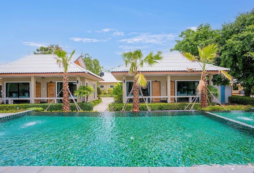 Hotel Tontan Resort Chaam