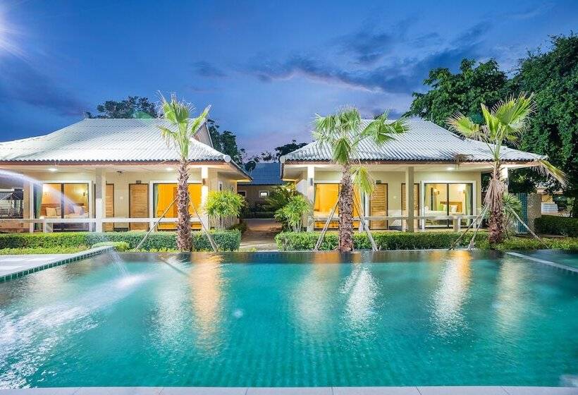 Hotel Tontan Resort Chaam