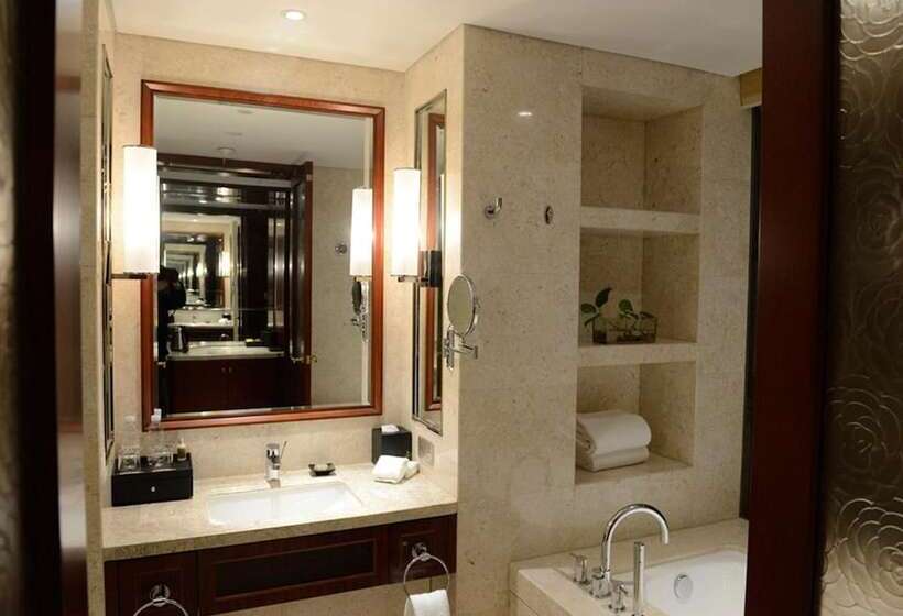 New Century Hotel Yiwu