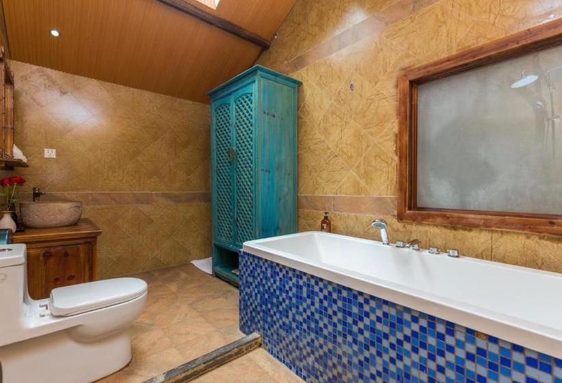 ユースホステル Lijiang Yi Jing