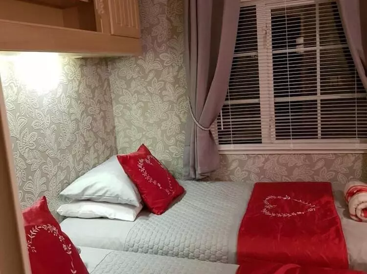 Aamiaismajoitus (B&B) Tarrareoch Farm