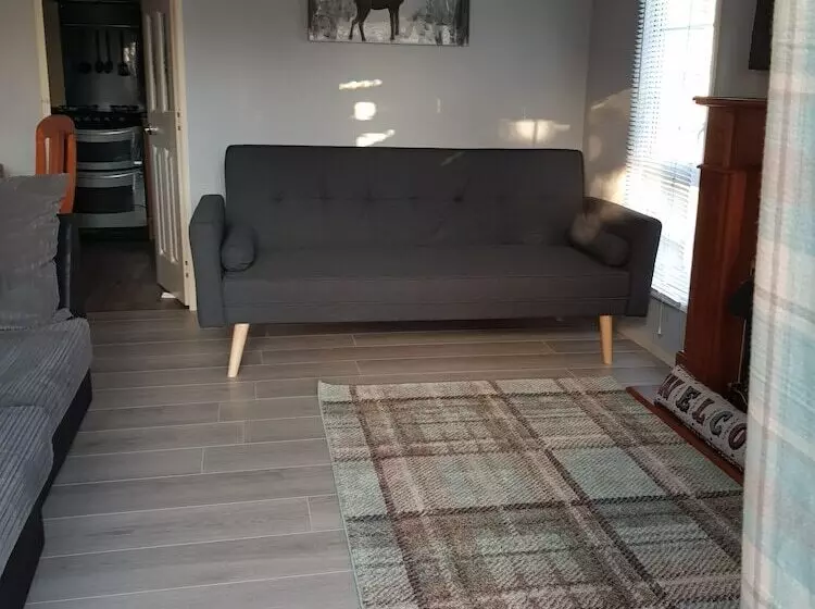 Aamiaismajoitus (B&B) Tarrareoch Farm