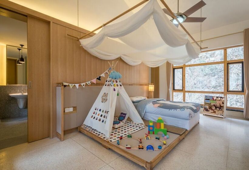 Inn Wuhua Yishu Shouzhuo Park