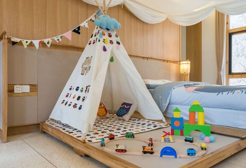 Inn Wuhua Yishu Shouzhuo Park