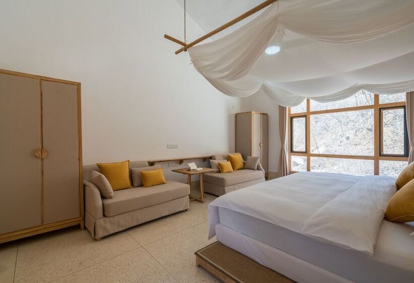 Inn Wuhua Yishu Shouzhuo Park