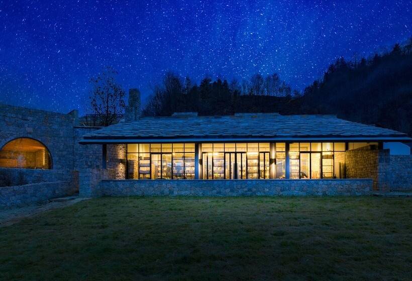 Inn Wuhua Yishu Shouzhuo Park