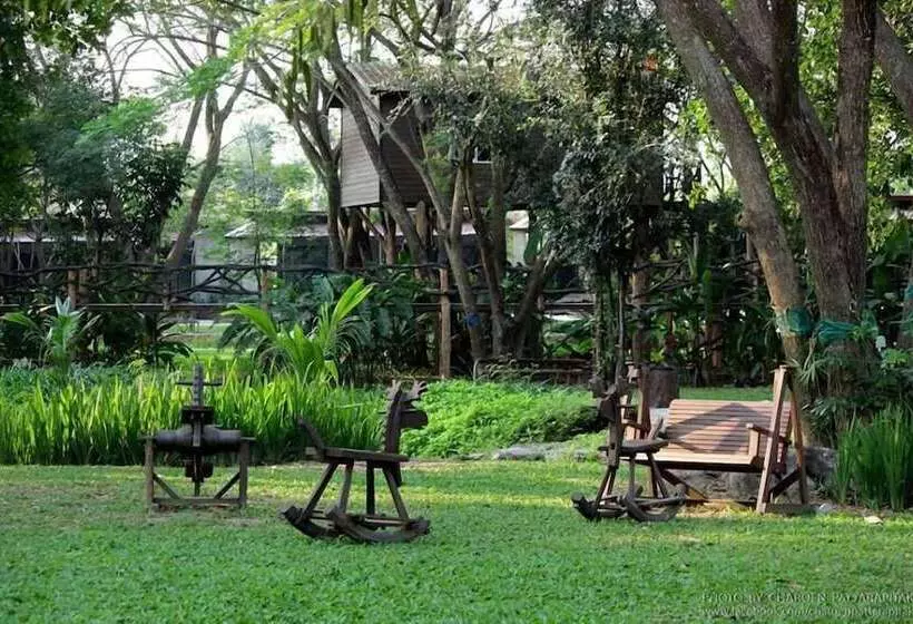 Hotelli Alongkorn Farm And Resort