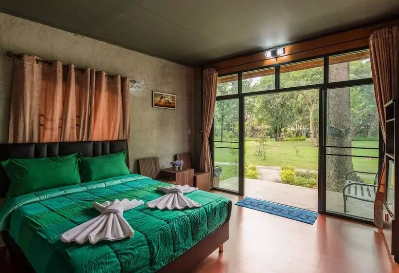 Hotelli Alongkorn Farm And Resort