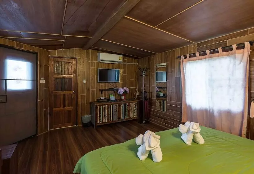 Hotelli Alongkorn Farm And Resort