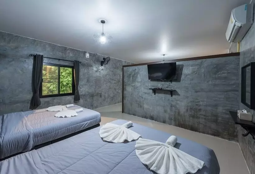 Hotelli Alongkorn Farm And Resort