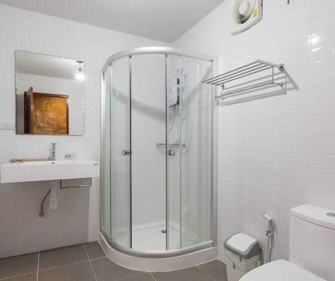 בית מלון כפרי Alongkorn Farm And Resort