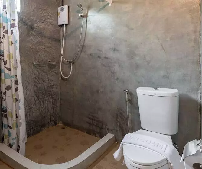 Hotelli Alongkorn Farm And Resort