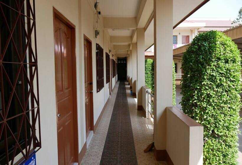 ホテル Bannplaifah