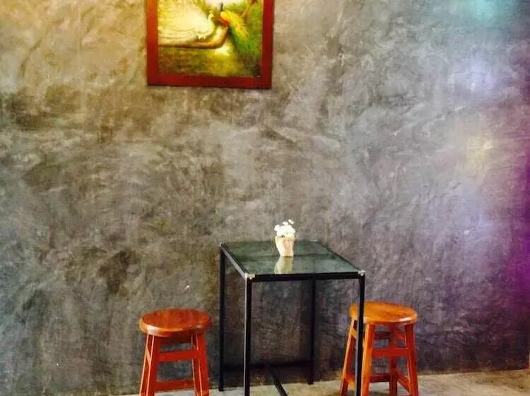 هتل Chatchanan Resort